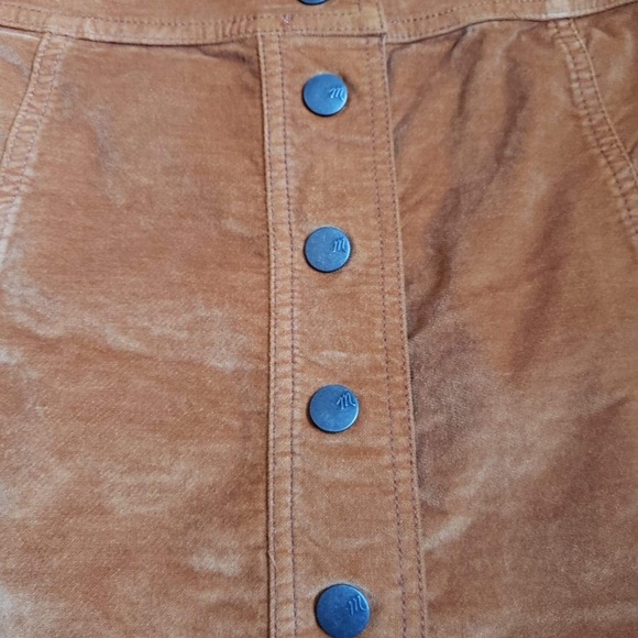 Velveteen A-Line Mini Skirt Button-Front Edition - Picture 8 of 14